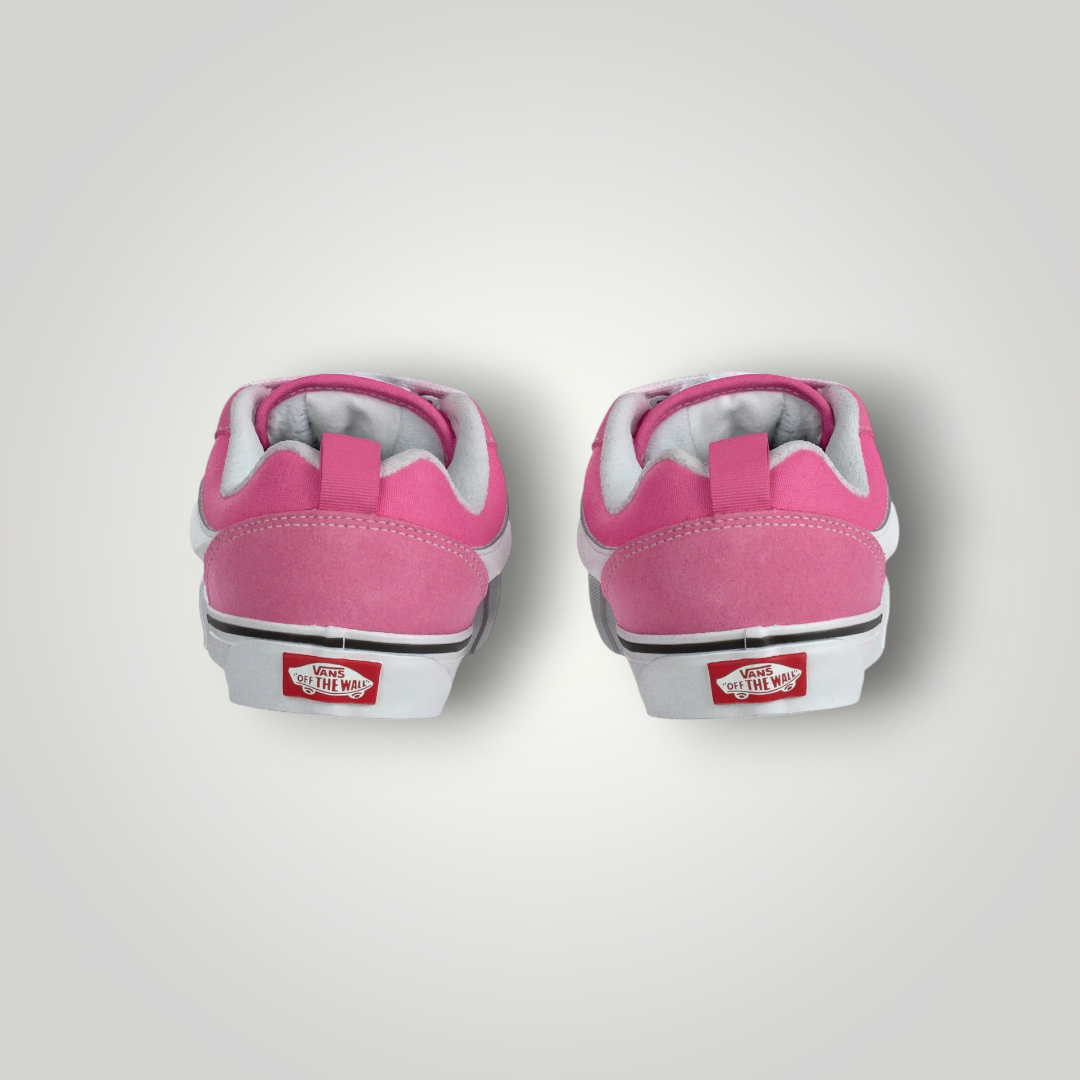NDO Clothing Vans KNU Skool Sneaker in Fizz Pink aus Leder und Textil, Rückansicht mit gepolstertem Schaft