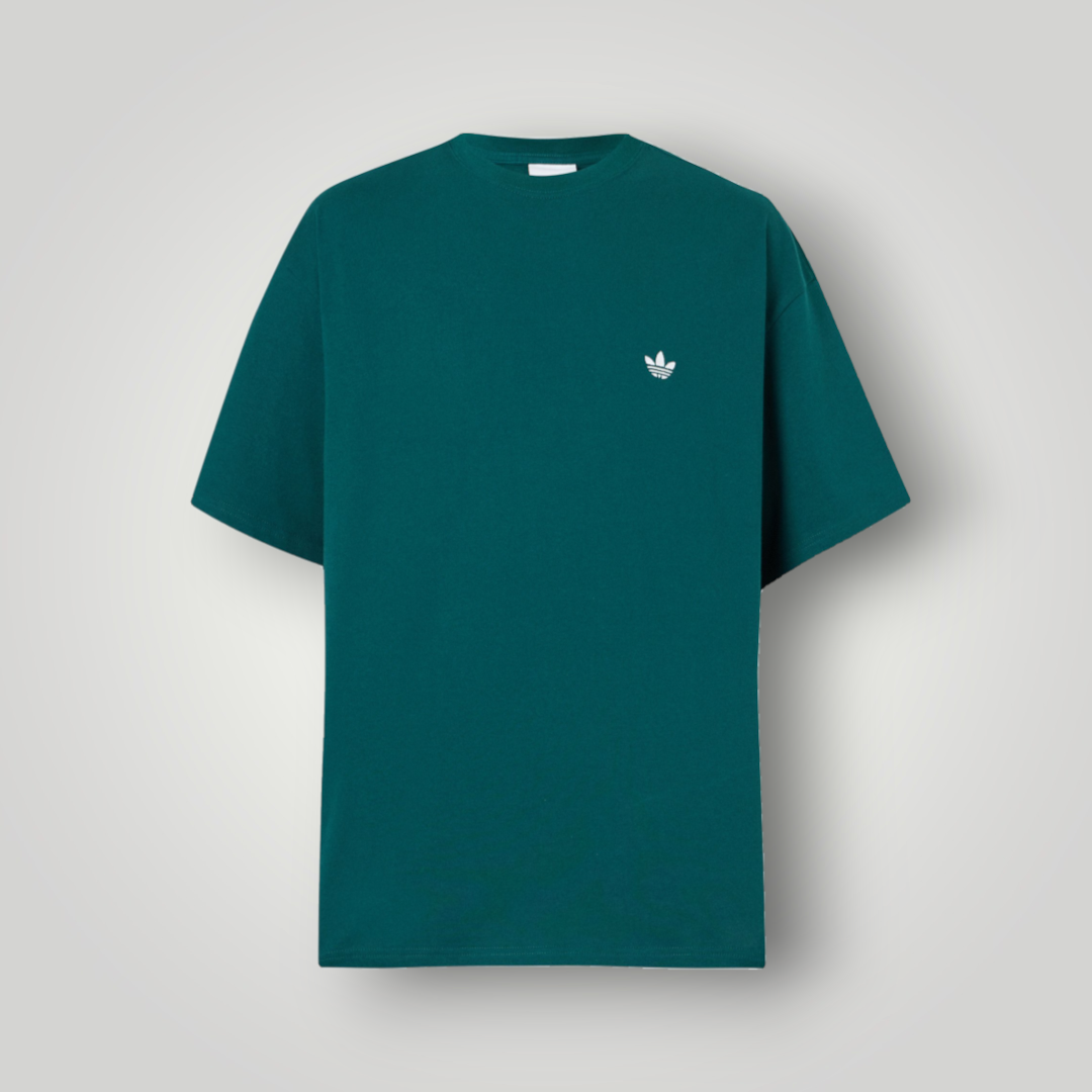 NDO Clothing adidas Originals Unisex T-Shirt in sattem Grün aus Baumwoll-Jersey mit kleinem Logo auf der Brust