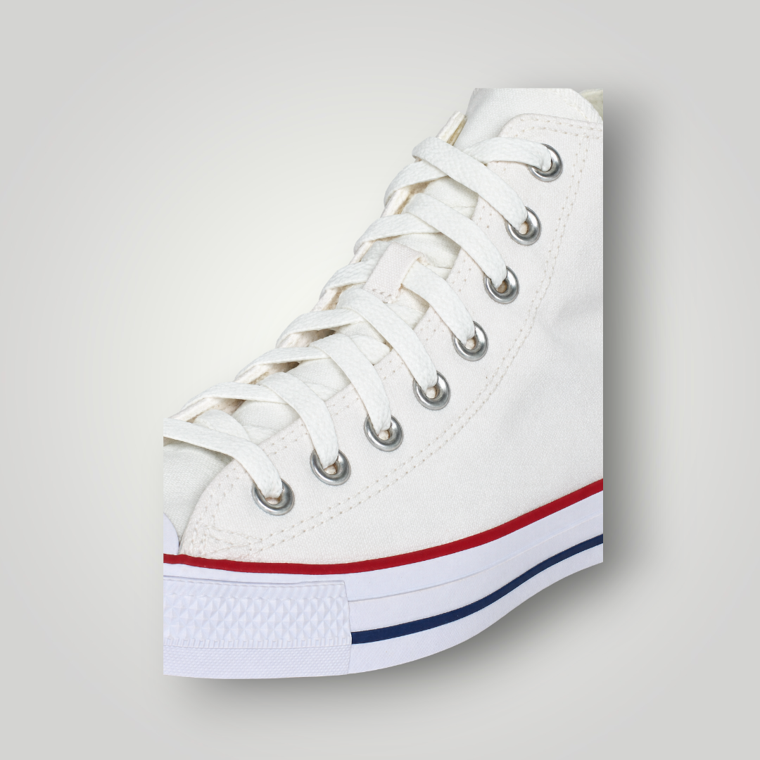NDO Clothing Converse Chuck Classic High-Top Sneaker in Optical White aus Canvas mit Schnürung und Gummisohle