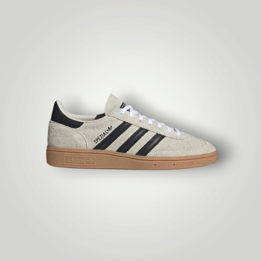 NDO Clothing Adidas Originals Handball Spezial Sneaker in Beige mit schwarzen Streifen und brauner Gummisohle
