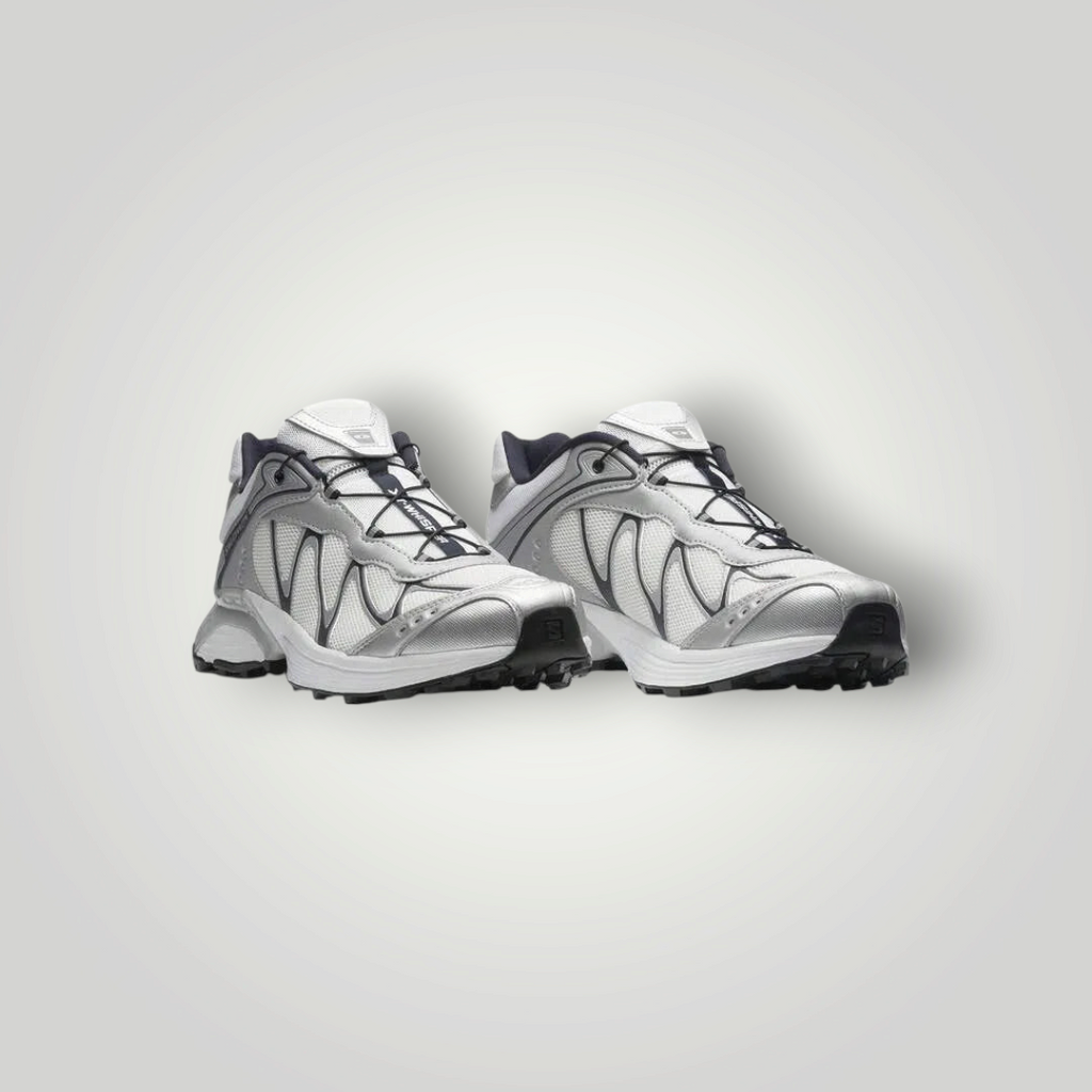 NDO Clothing Salomon XT-WHISPER Trailrunning-Schuh in Silber und Weiß mit technischem Mesh-Obermaterial