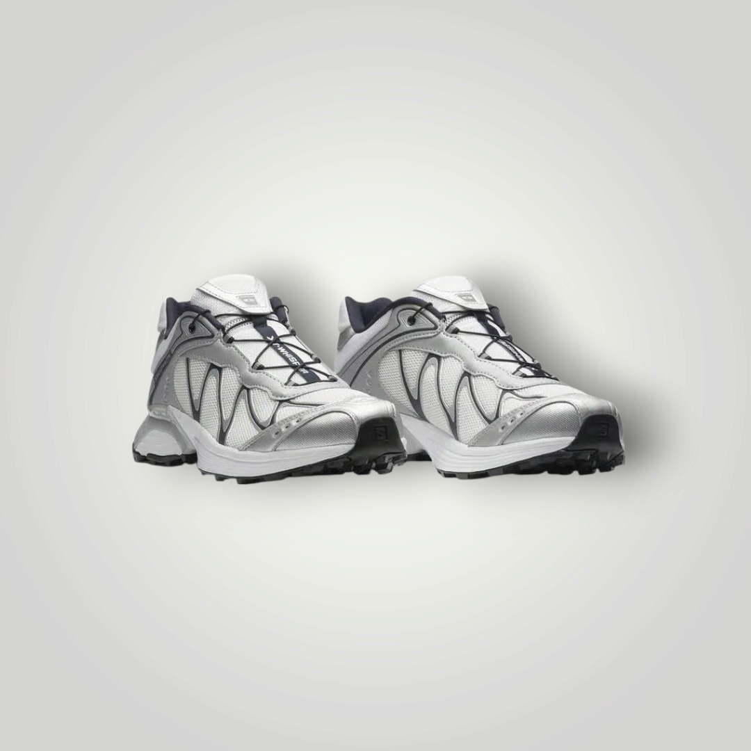 NDO Clothing Salomon XT-WHISPER Trailrunning-Schuh in Silber und Weiß mit technischem Mesh-Obermaterial