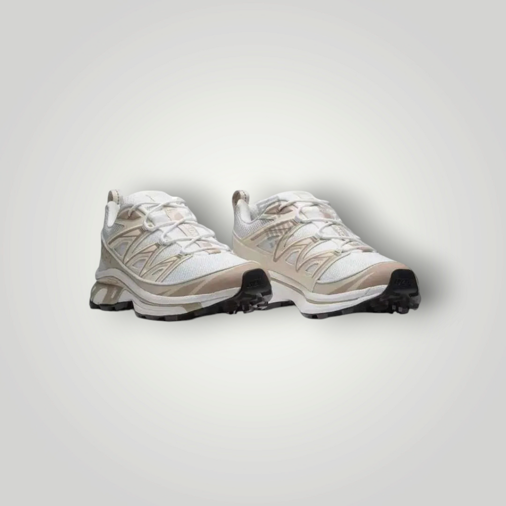 NDO Clothing Salomon XT-WHISPER Trailrunning-Schuh in Weiß und Beige mit technischem Mesh und robuster Außensohle
