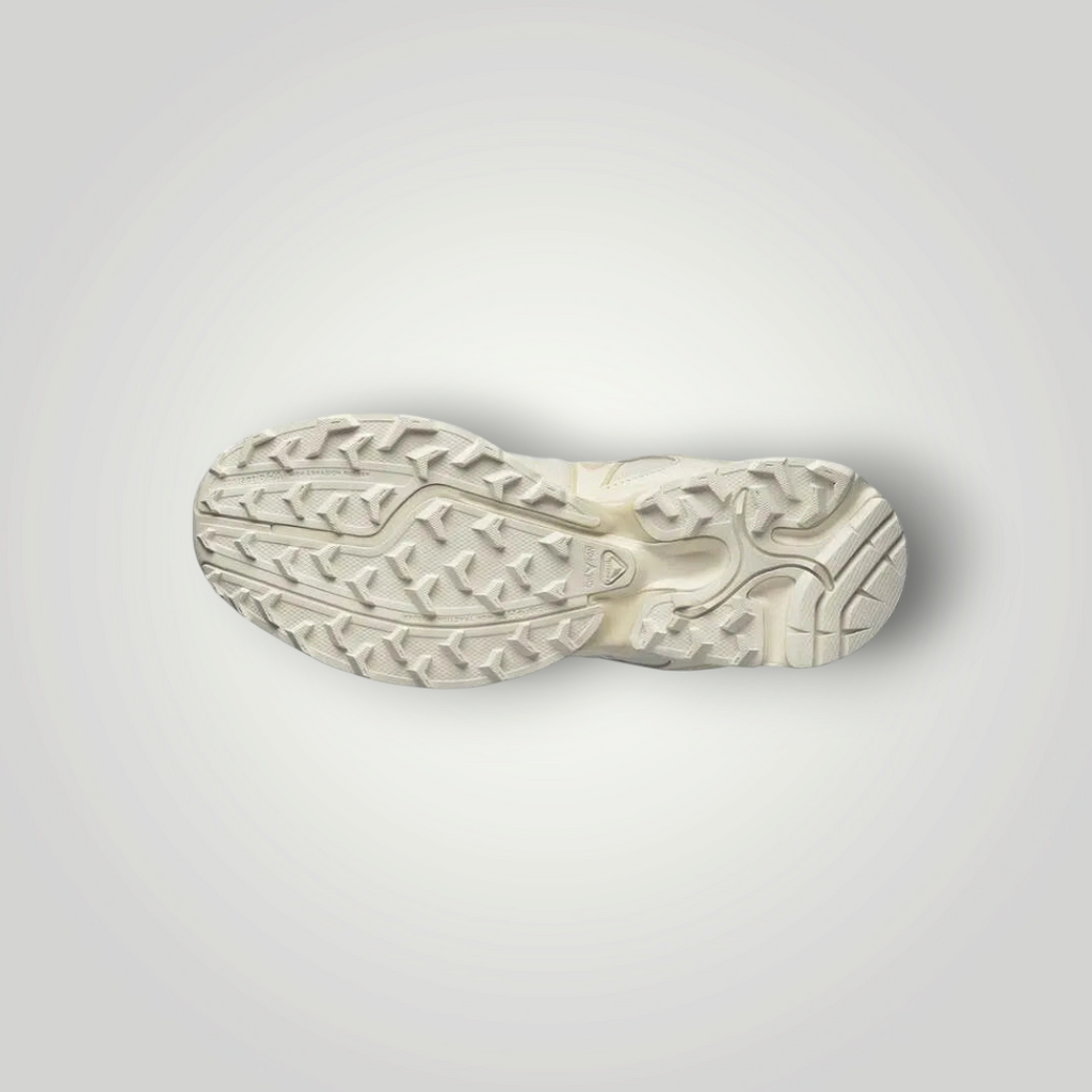 NDO Clothing Salomon XT-WHISPER Laufschuh mit beiger, profilierter Gummisohle für optimalen Grip