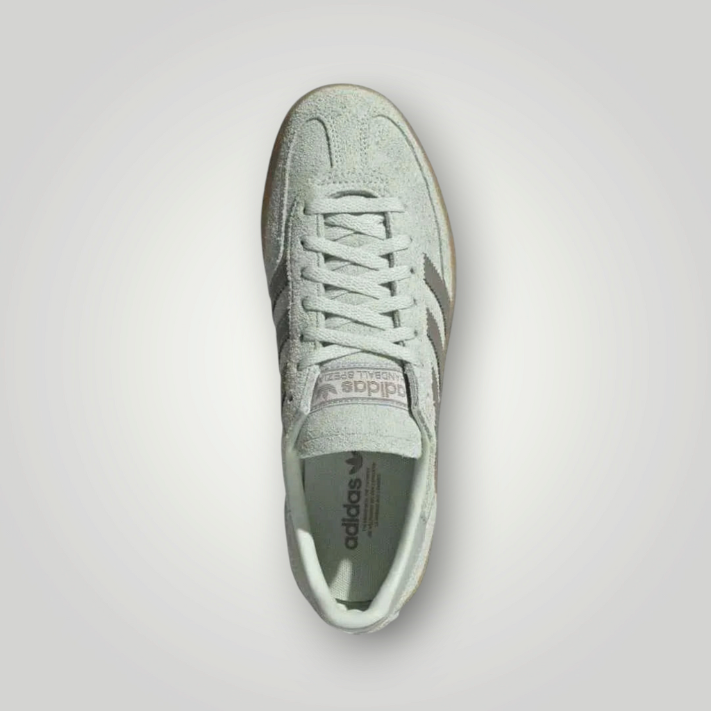 NDO Clothing Adidas Originals Handball Spezial Sneaker in hellem Mintgrün mit Wildleder-Obermaterial und Gummisohle