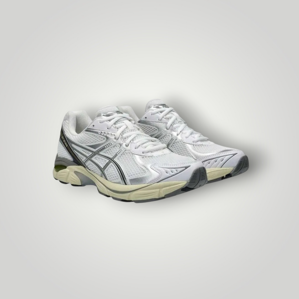 NDO Clothing ASICS GT-2160 Laufschuh in Weiß mit silbernen Akzenten und atmungsaktivem Mesh-Obermaterial