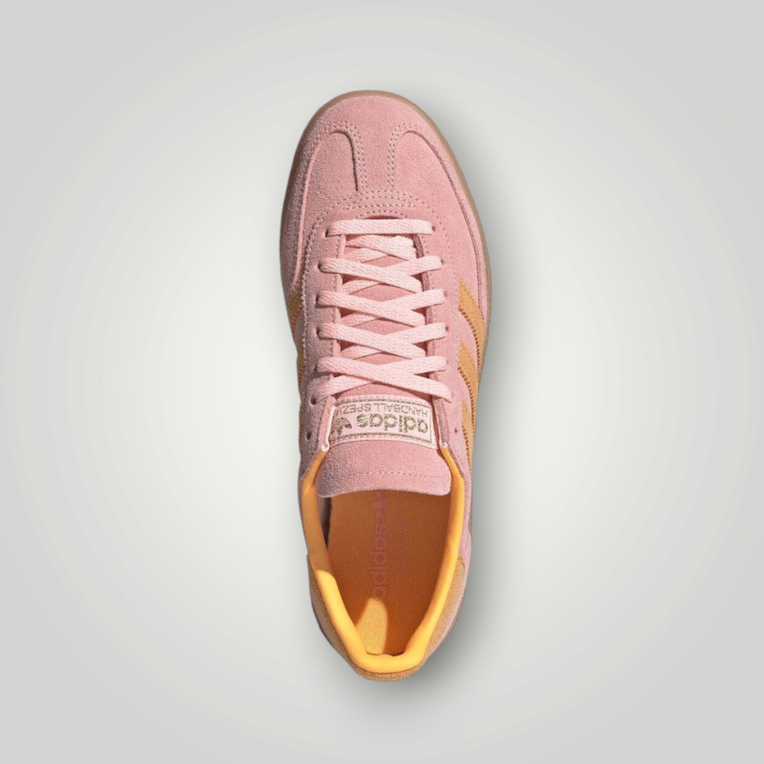 NDO Clothing Adidas Originals Handball Spezial Sneaker aus rosa Veloursleder mit flacher Gummisohle in der Draufsicht