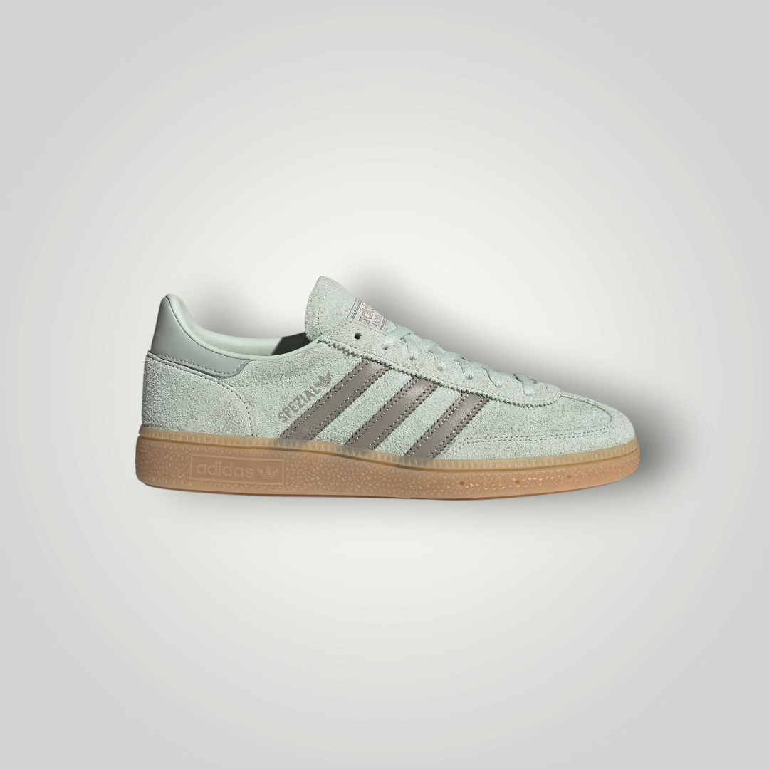 NDO Clothing Adidas Originals Handball Spezial Sneaker in Mintgrün mit Wildleder-Obermaterial und Gummisohle