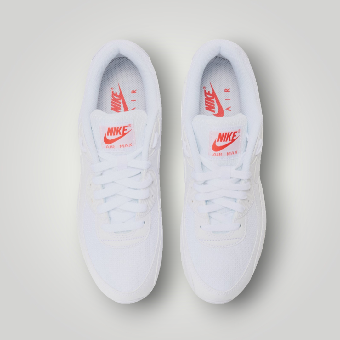 NDO Clothing Nike Air Max 90 Sneaker in Weiß mit roten Akzenten, Obermaterial aus Mesh und Kunstleder, Draufsicht