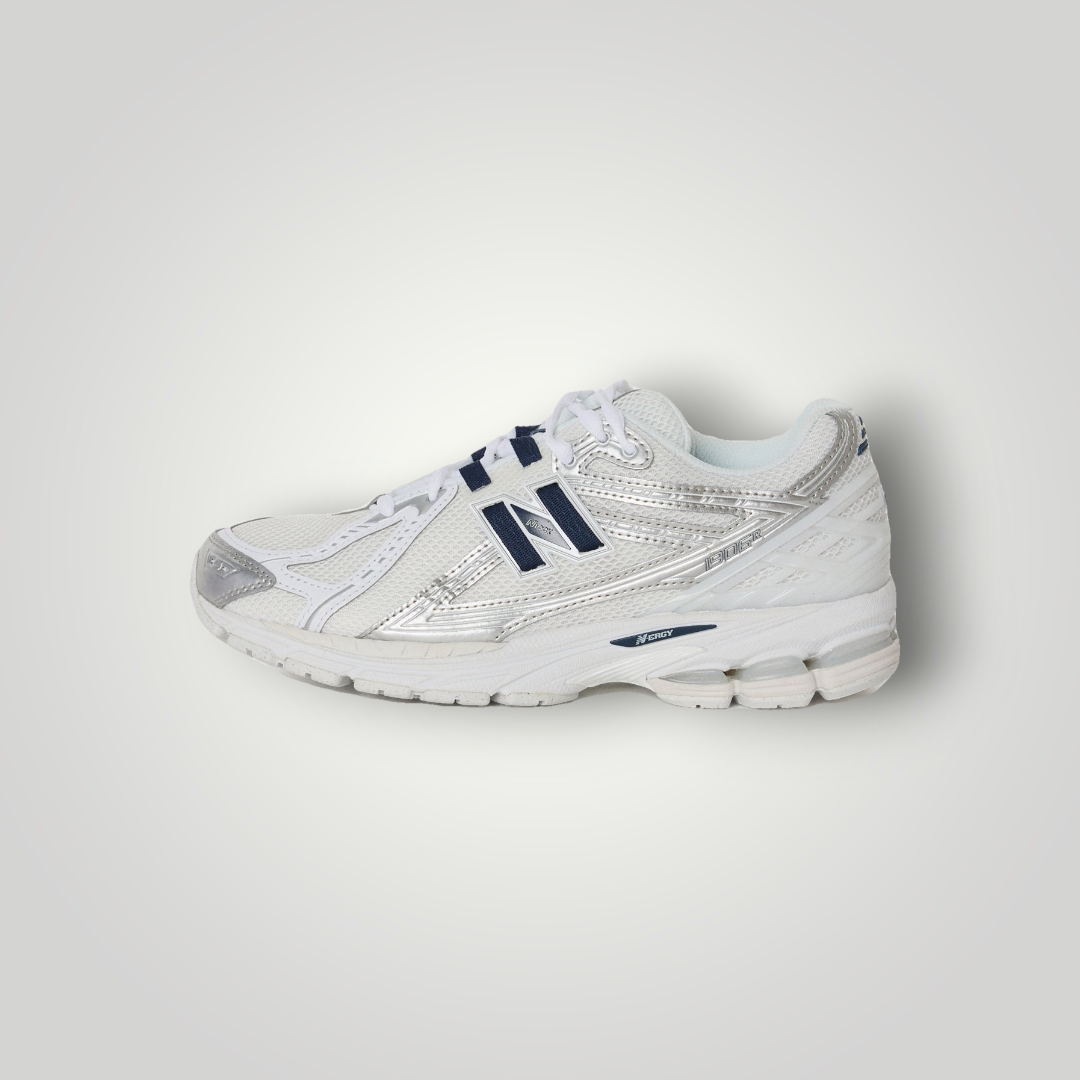 NDO Clothing New Balance 1906 Unisex Sneaker in Weiß aus Mesh und Kunstleder mit Schnürung und gepolsterter Sohle
