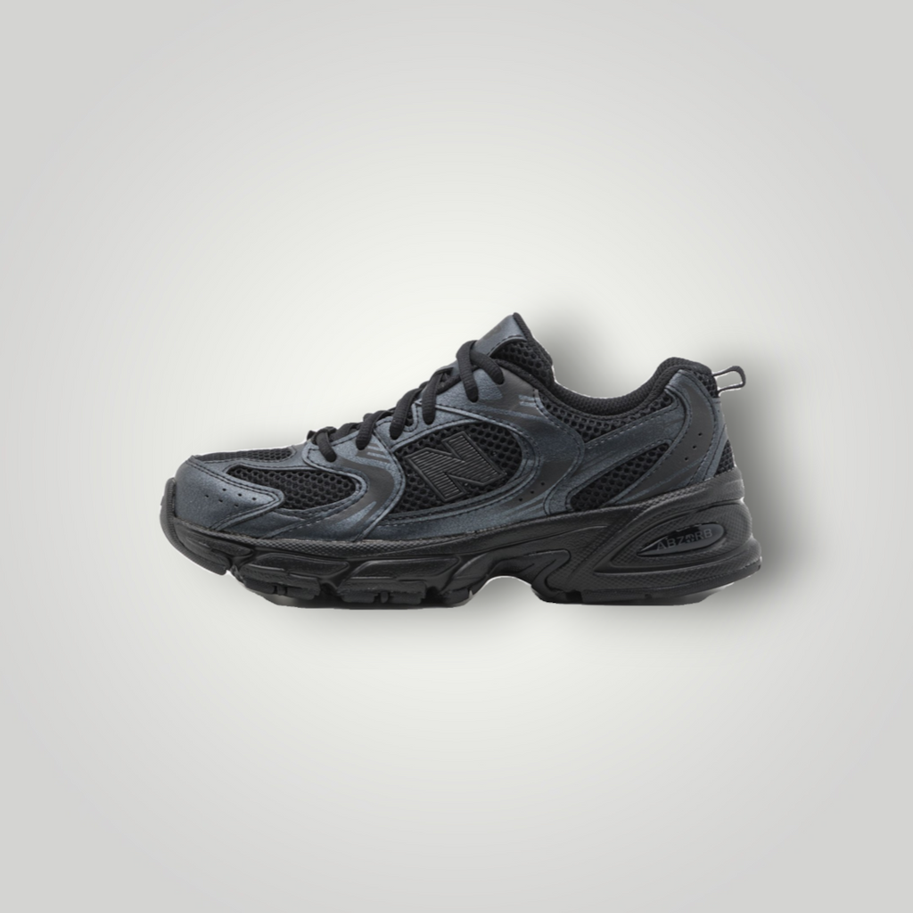 NDO Clothing New Balance 530 Unisex Sneaker in Schwarz aus atmungsaktivem Mesh mit Schnürung und gepolsterter Sohle