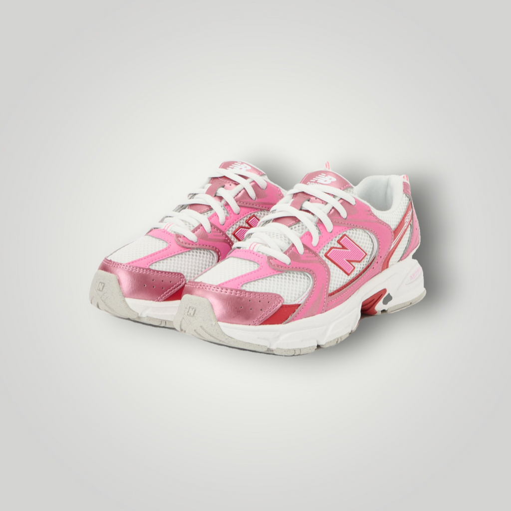 NDO Clothing New Balance 530 Sneaker in Pink und Shadow Red mit Mesh-Obermaterial und Schnürung