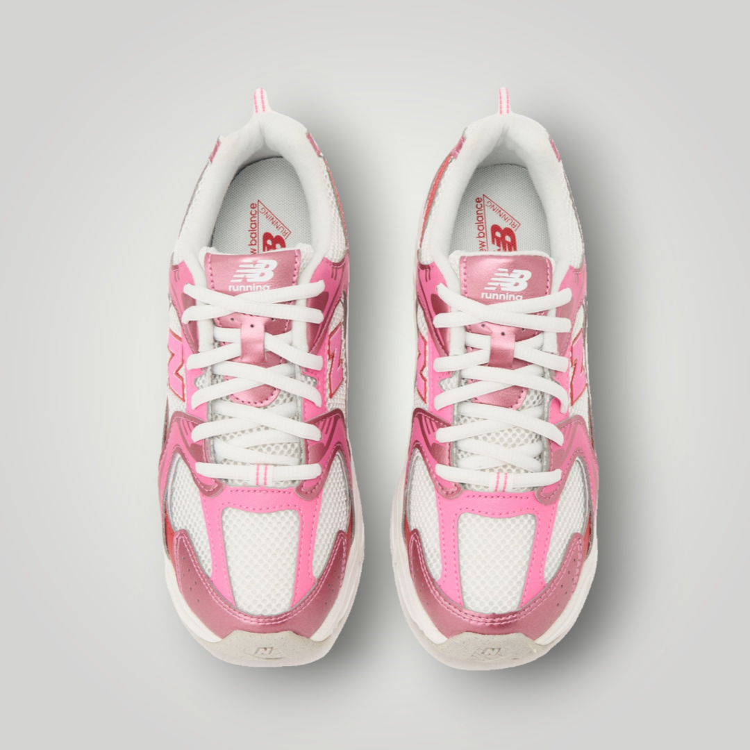 NDO Clothing New Balance 530 Sneaker in Pink und Weiß aus Mesh und Kunstleder mit Schnürung und Zuglasche