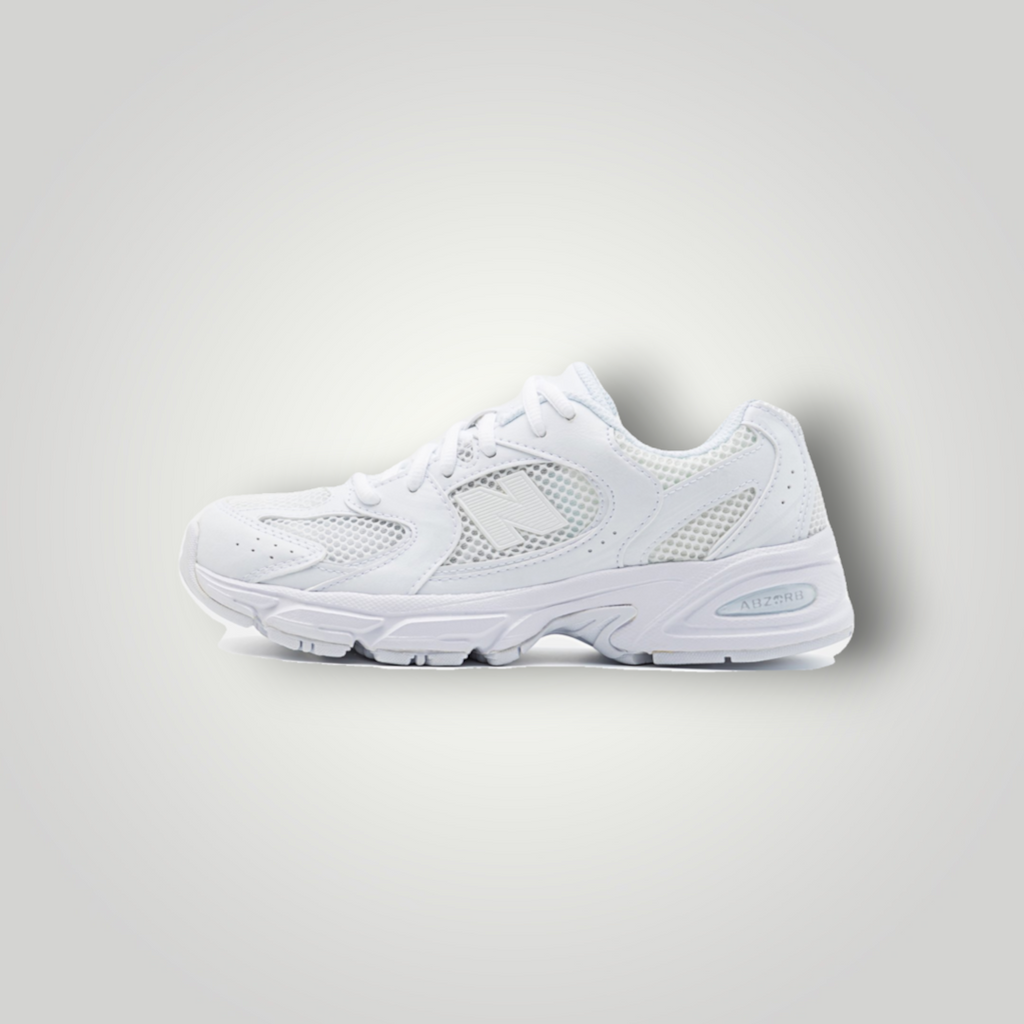 NDO Clothing New Balance 530 Unisex Sneaker in Weiß aus atmungsaktivem Mesh mit Schnürung und gepolsterter Sohle