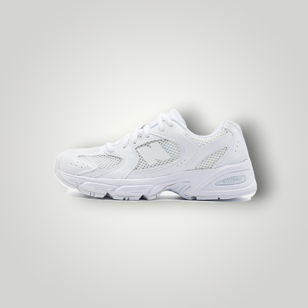 NDO Clothing New Balance 530 Unisex Sneaker in Weiß aus atmungsaktivem Mesh mit Schnürung und gepolsterter Sohle