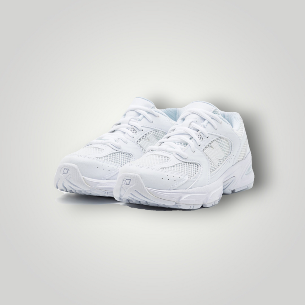 NDO Clothing New Balance 530 Unisex Sneaker in Weiß aus atmungsaktivem Mesh mit Schnürung und flexibler Sohle