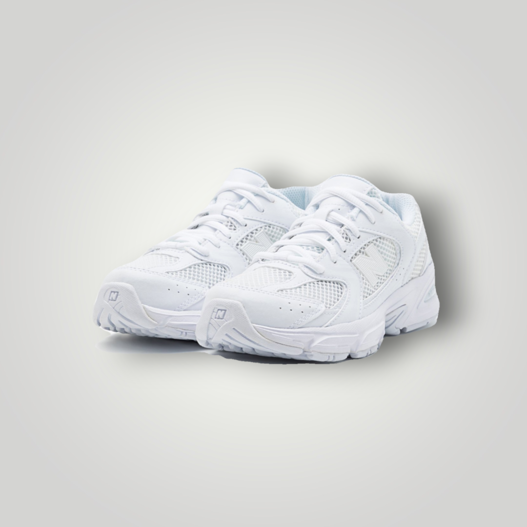 NDO Clothing New Balance 530 Unisex Sneaker in Weiß aus atmungsaktivem Mesh mit Schnürung und flexibler Sohle