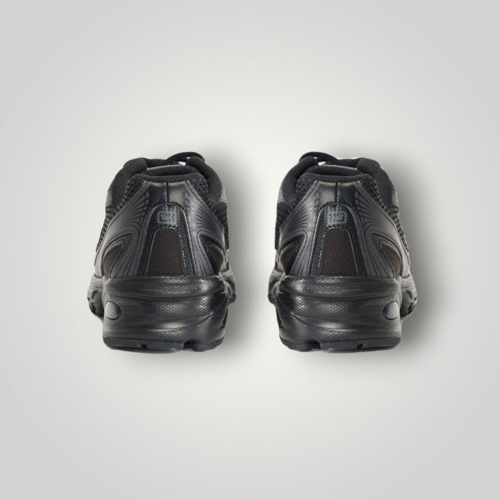 NDO Clothing New Balance 740 Unisex Sneaker in Schwarz mit Mesh- und Kunstleder-Details, Rückansicht