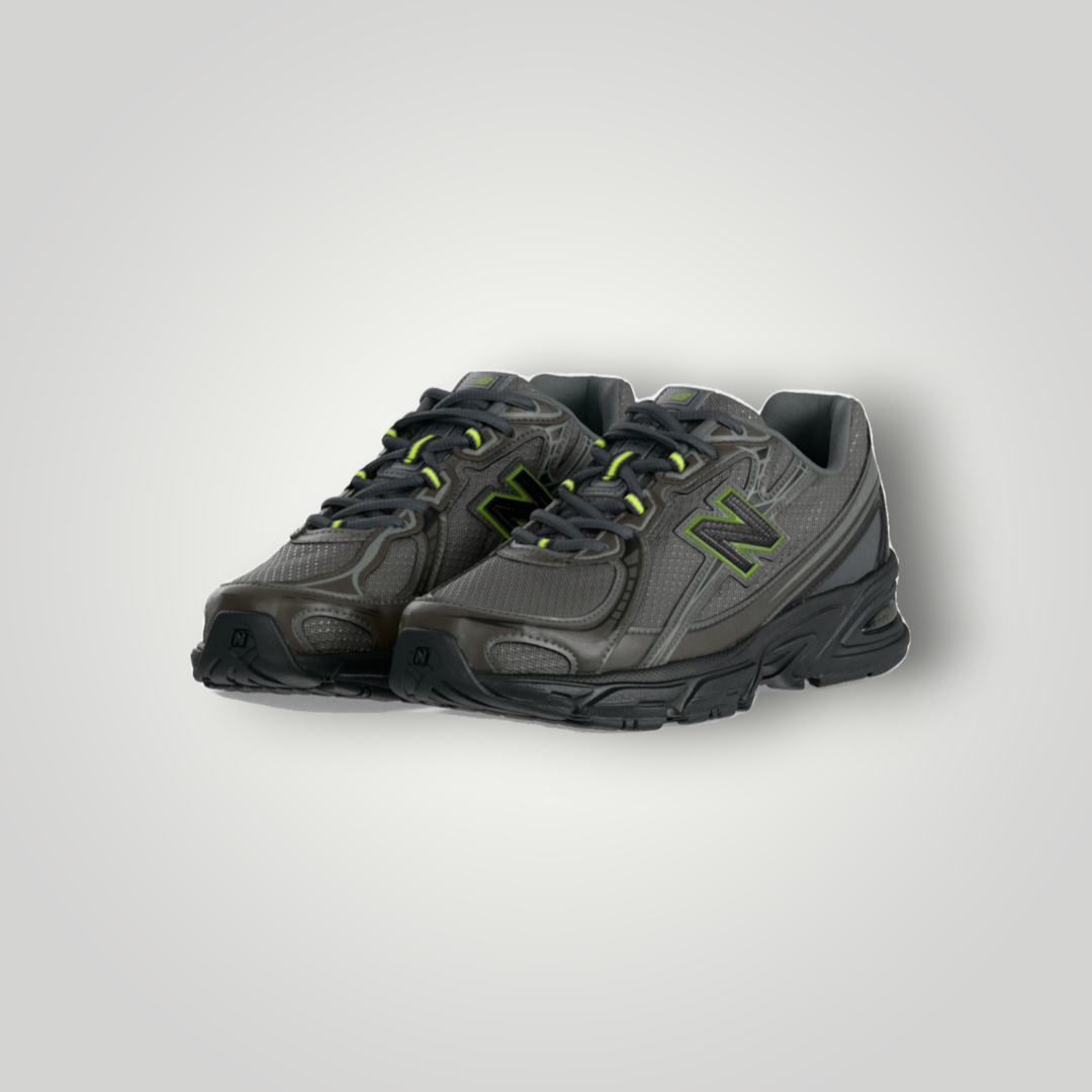 NDO Clothing New Balance 740 Unisex Sneaker in Schwarz und Metallic mit grünen Akzenten aus Mesh und Textil