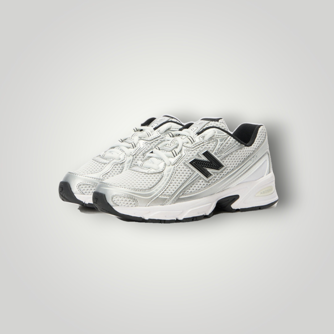 NDO Clothing New Balance 740 Unisex-Sneaker in Silber aus Mesh und Kunstleder mit Schnürung und flacher Sohle