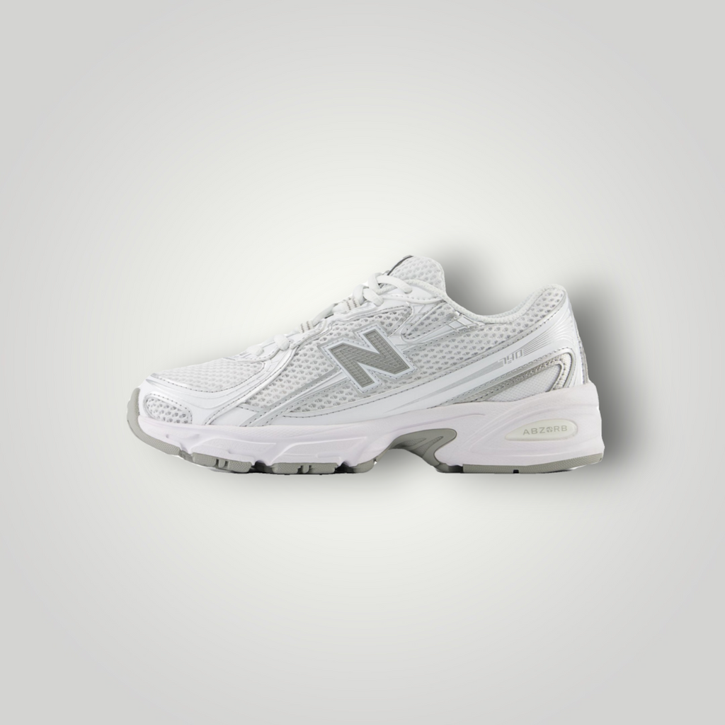 NDO Clothing New Balance 740 Sneaker in Weiß aus Leder und Mesh mit Schnürung und flacher Sohle