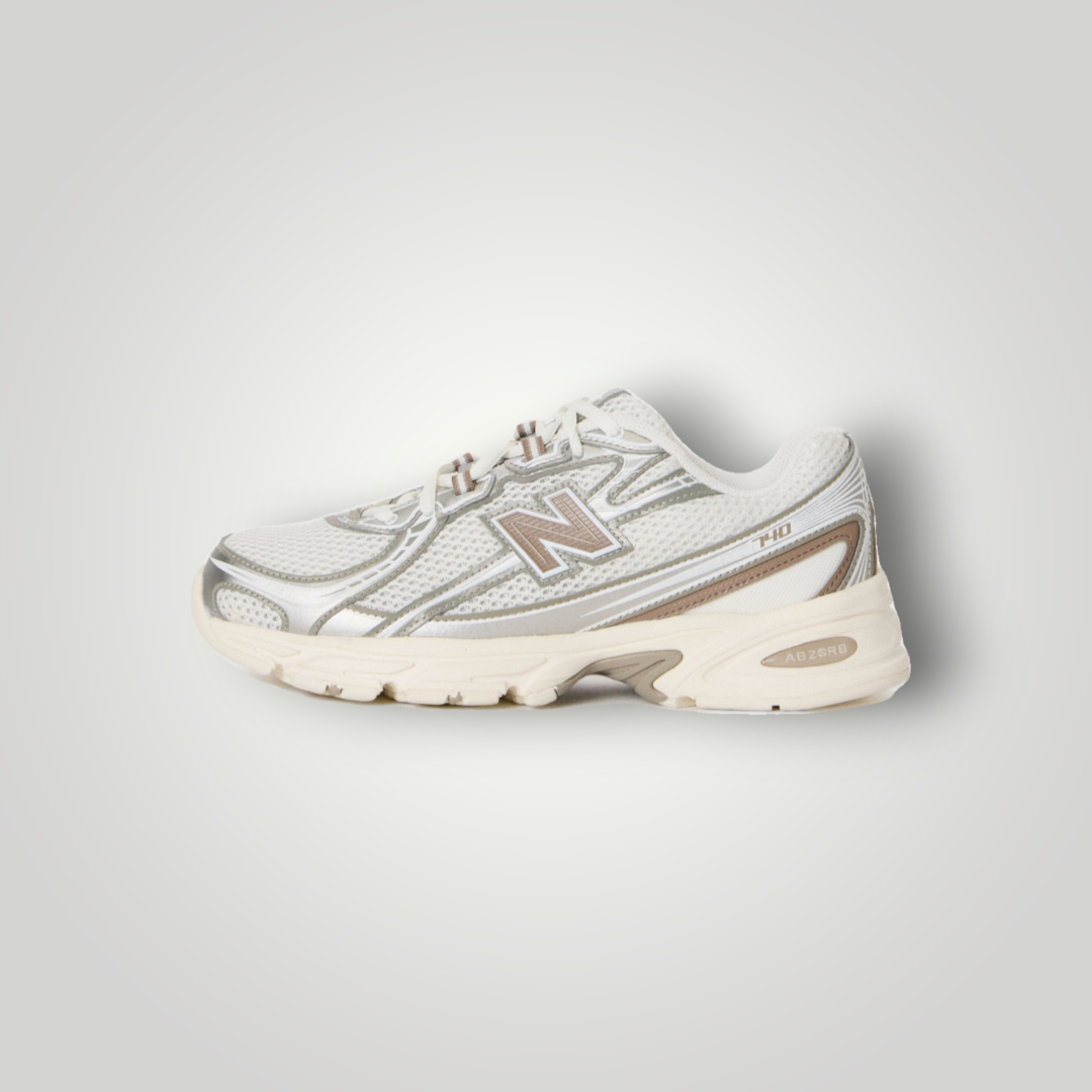 New Balance 740