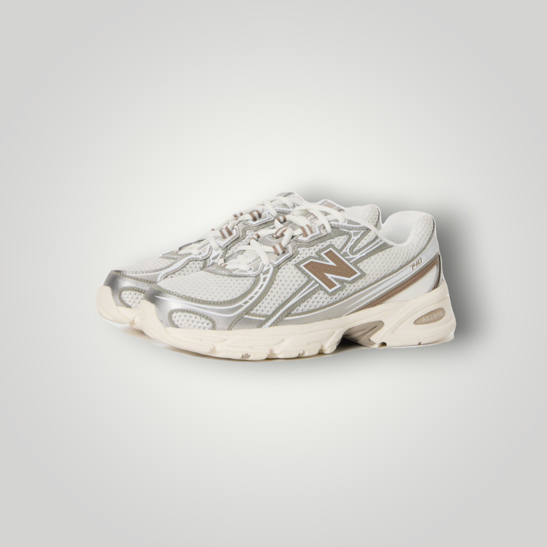 New Balance 740
