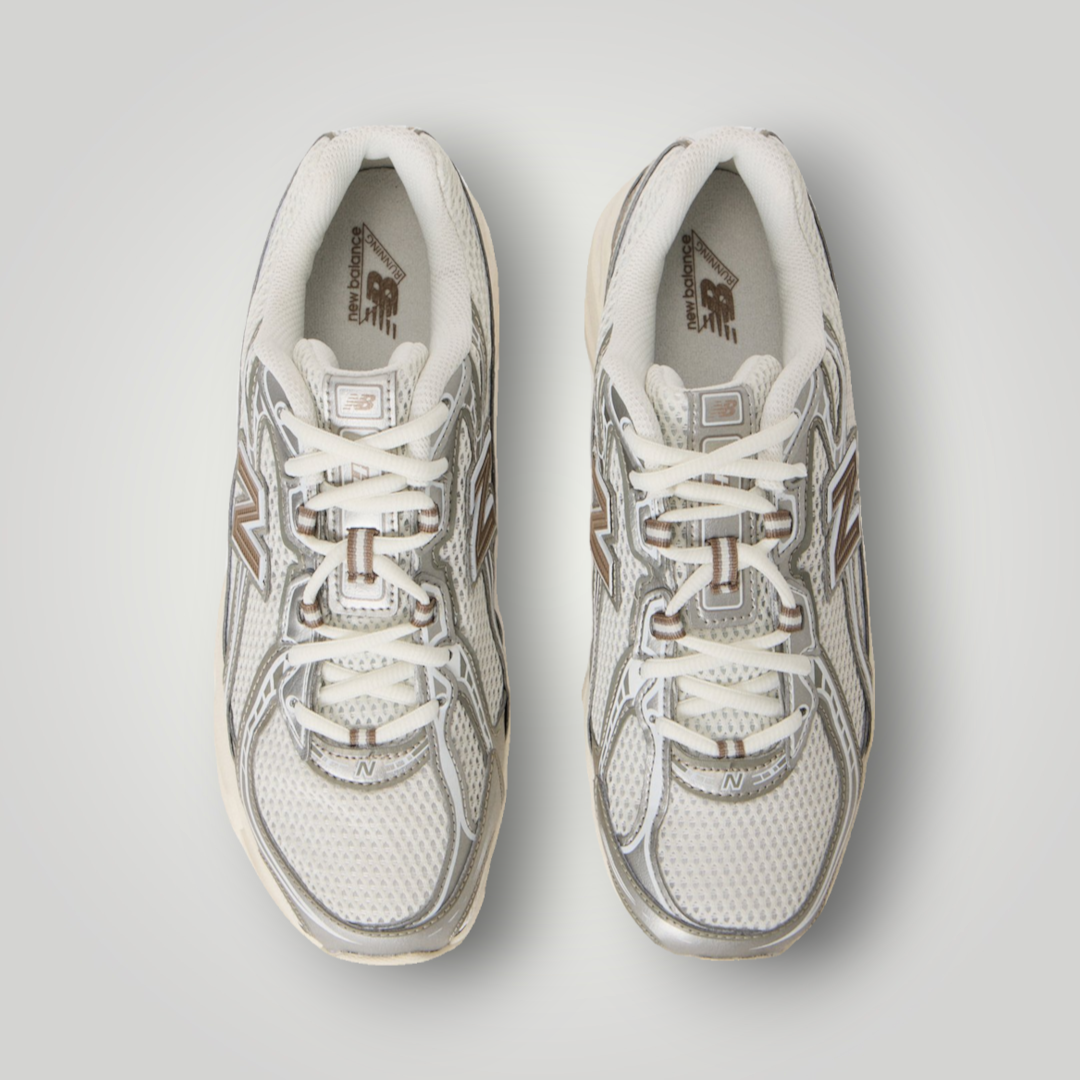 New Balance 740