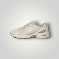 New Balance 740