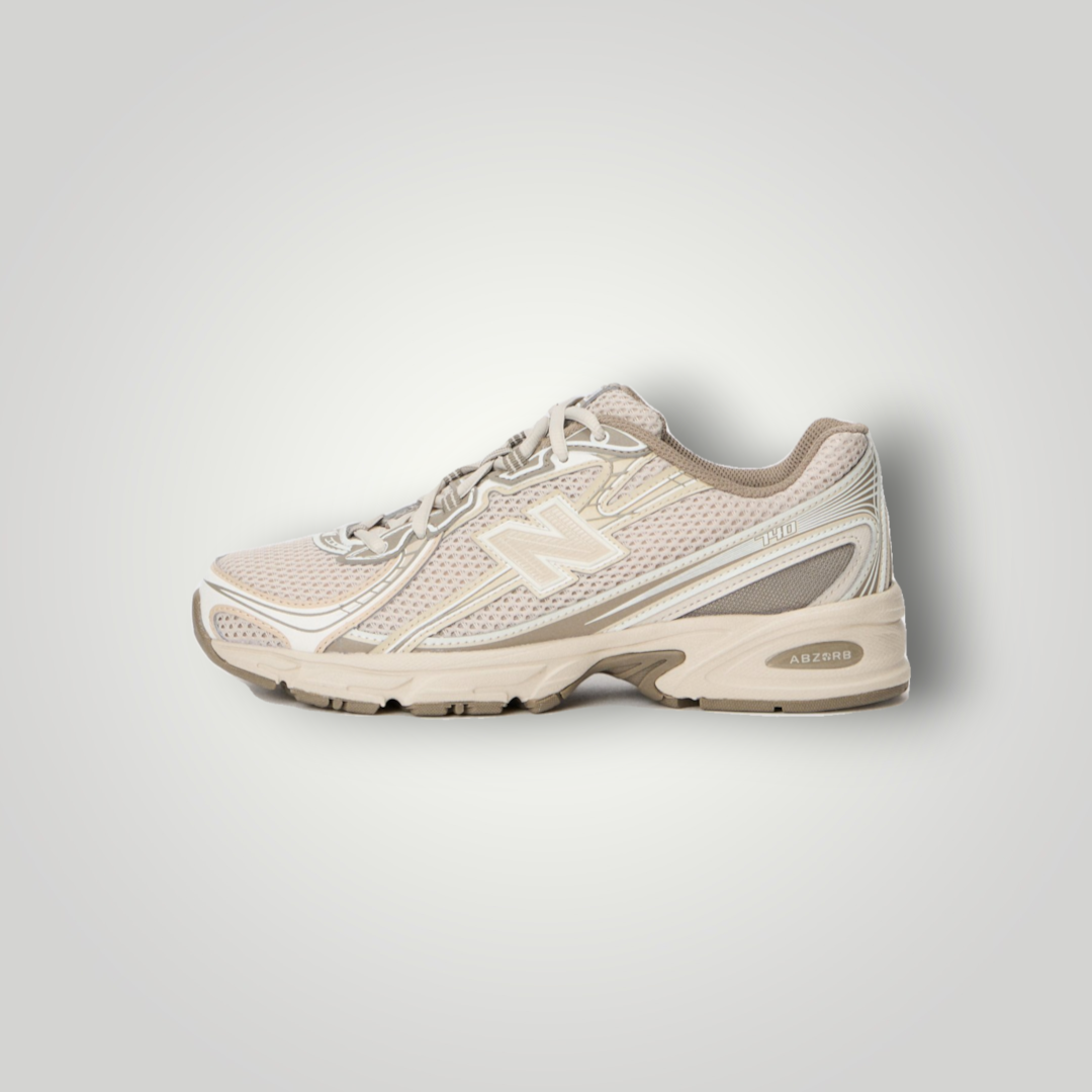 New Balance 740