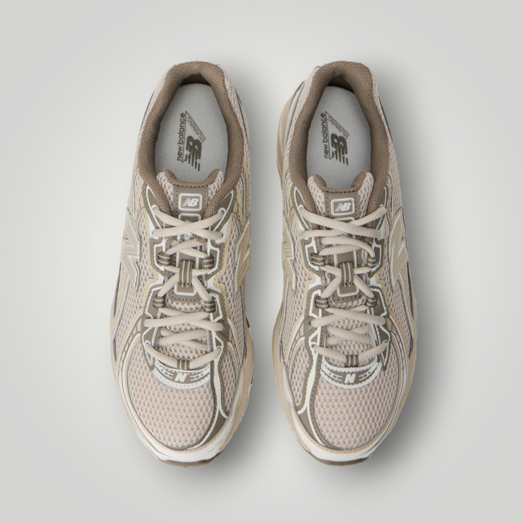 New Balance 740