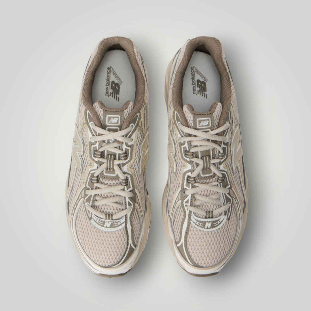 New Balance 740