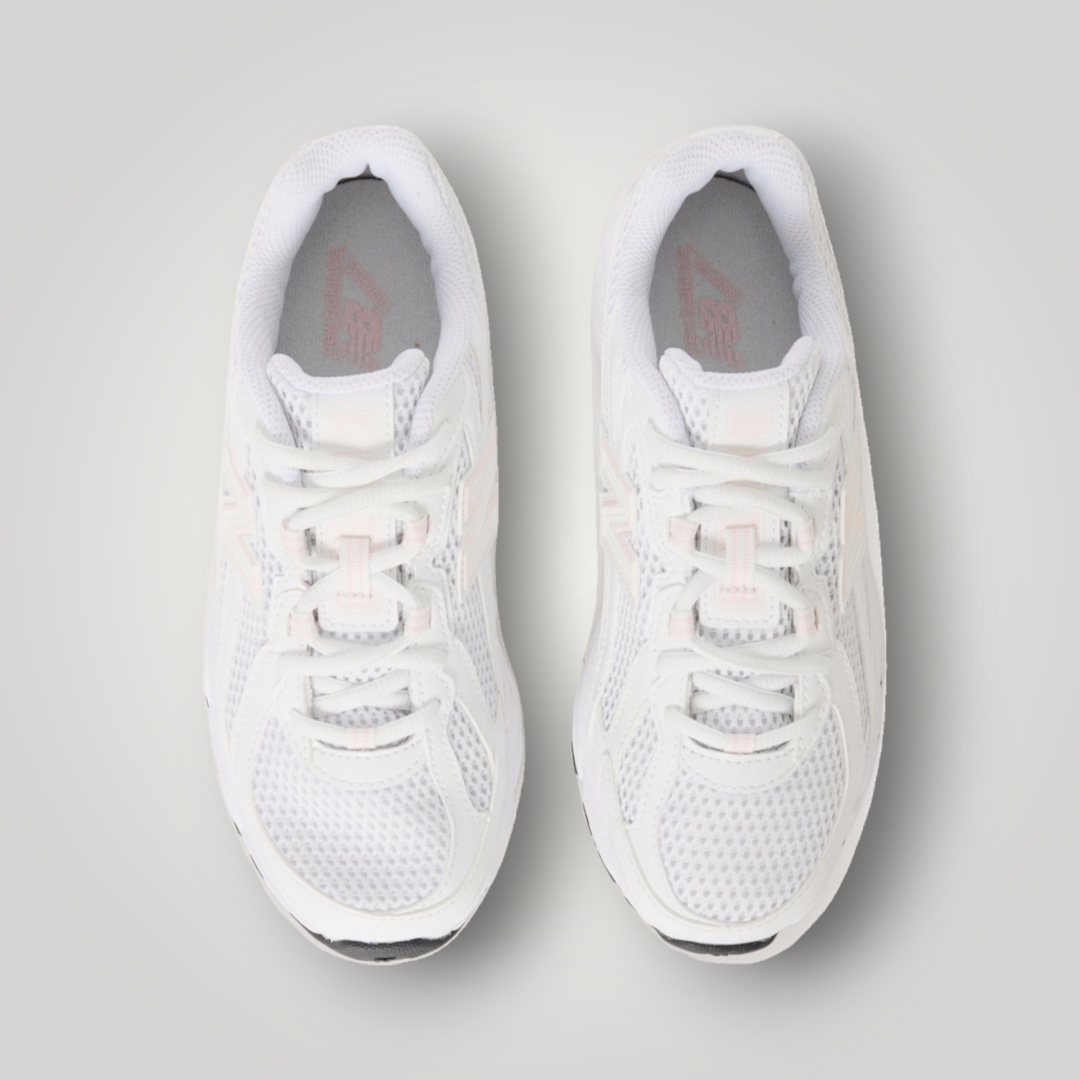 NDO Clothing New Balance 740 Unisex Sneaker in Weiß mit atmungsaktivem Mesh-Obermaterial und Schnürung