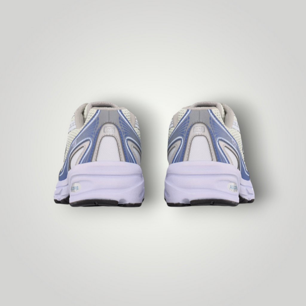 NDO Clothing New Balance 740 Sneaker in Weiss und Fairweather Blau, Rückansicht mit Mesh-Details und Abzorb-Sohle