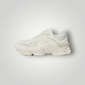 NDO Clothing New Balance 9060 Sneaker in Cremeweiß mit Mesh-Obermaterial und markanter, dämpfender Chunky-Sohle