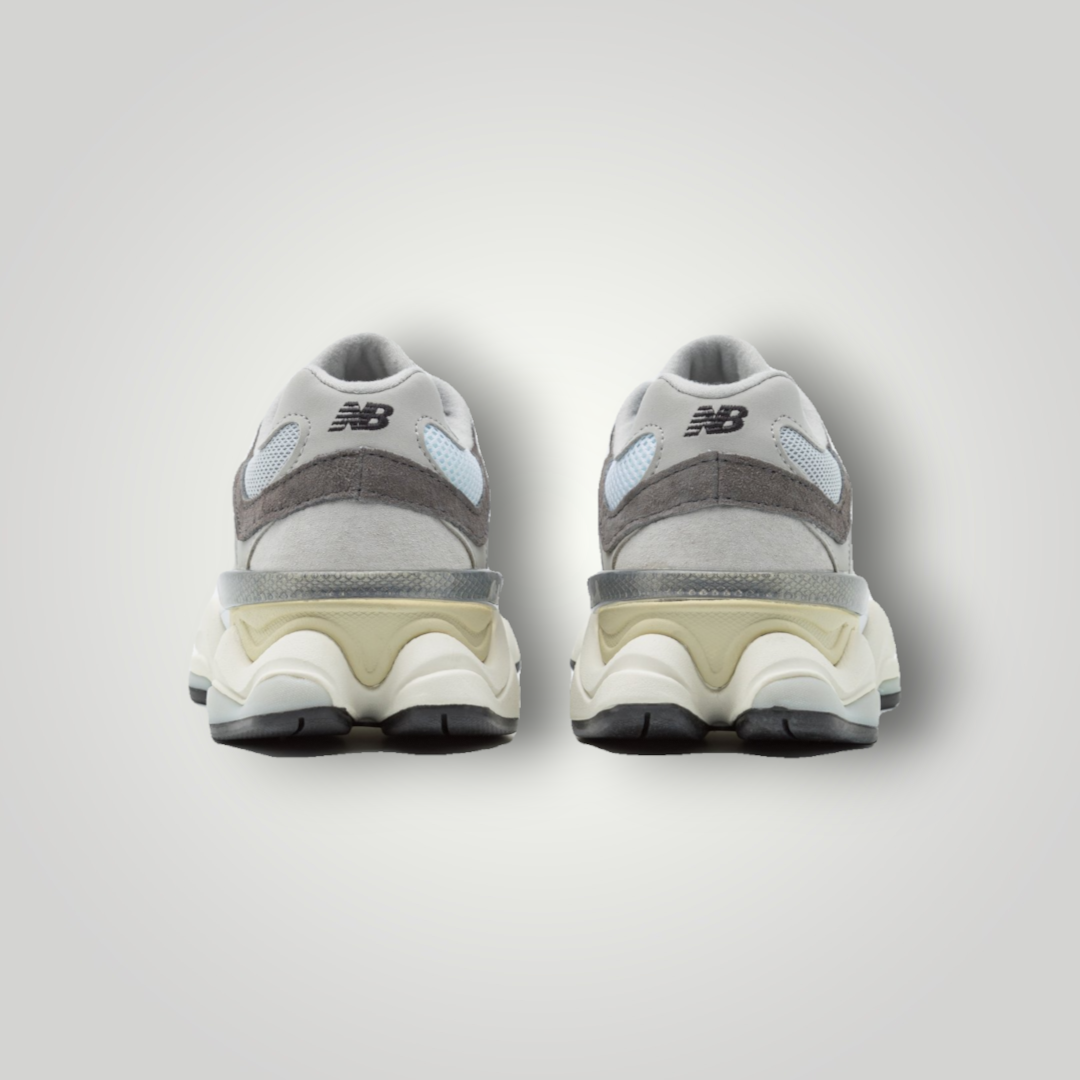 NDO Clothing New Balance U9060 Sneaker in Grau aus Leder und Textil, Rückansicht mit markanter Sohle