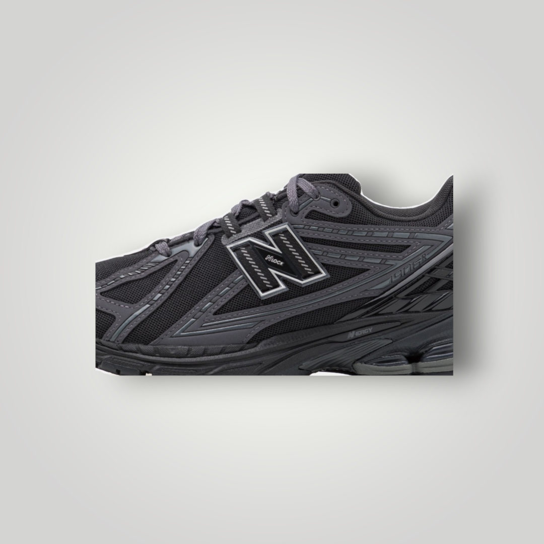New Balance M1906