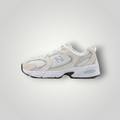 NDO Clothing New Balance MR530 Sneaker in Sea Salt aus Mesh und Leder mit flacher Sohle und Schnürung