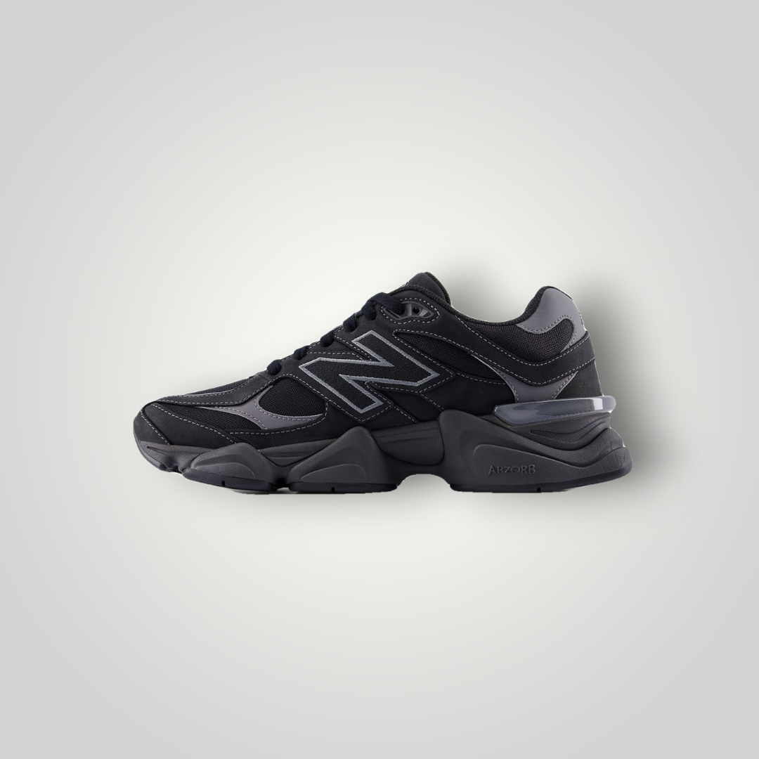 NDO Clothing New Balance Sneaker in Schwarz und Castlerock aus Leder und Textil mit Schnürung und ABZORB Sohle