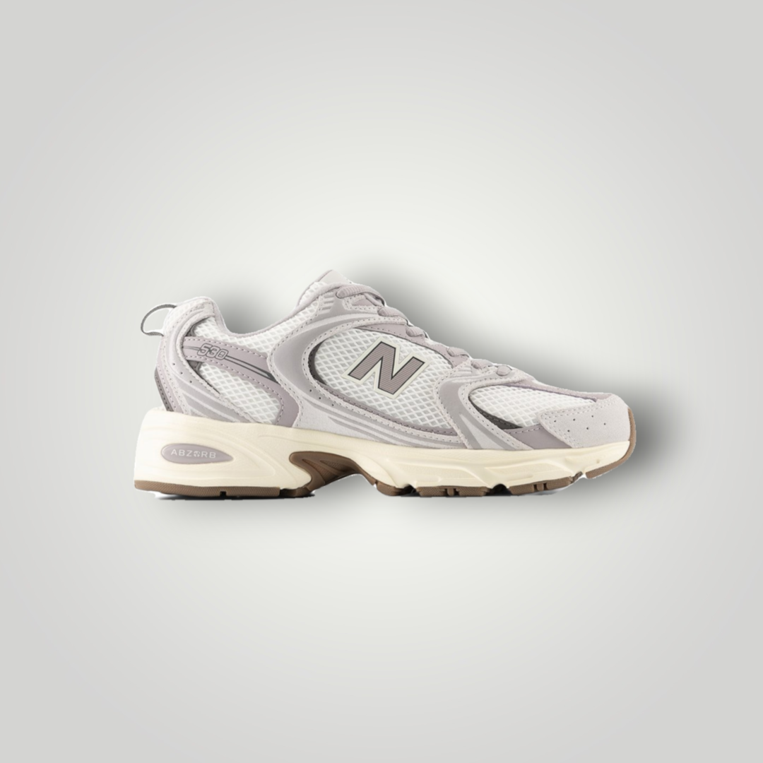 NDO Clothing New Balance U530 Sneaker in Grau und Beige aus Mesh und Lederimitat mit flacher Sohle