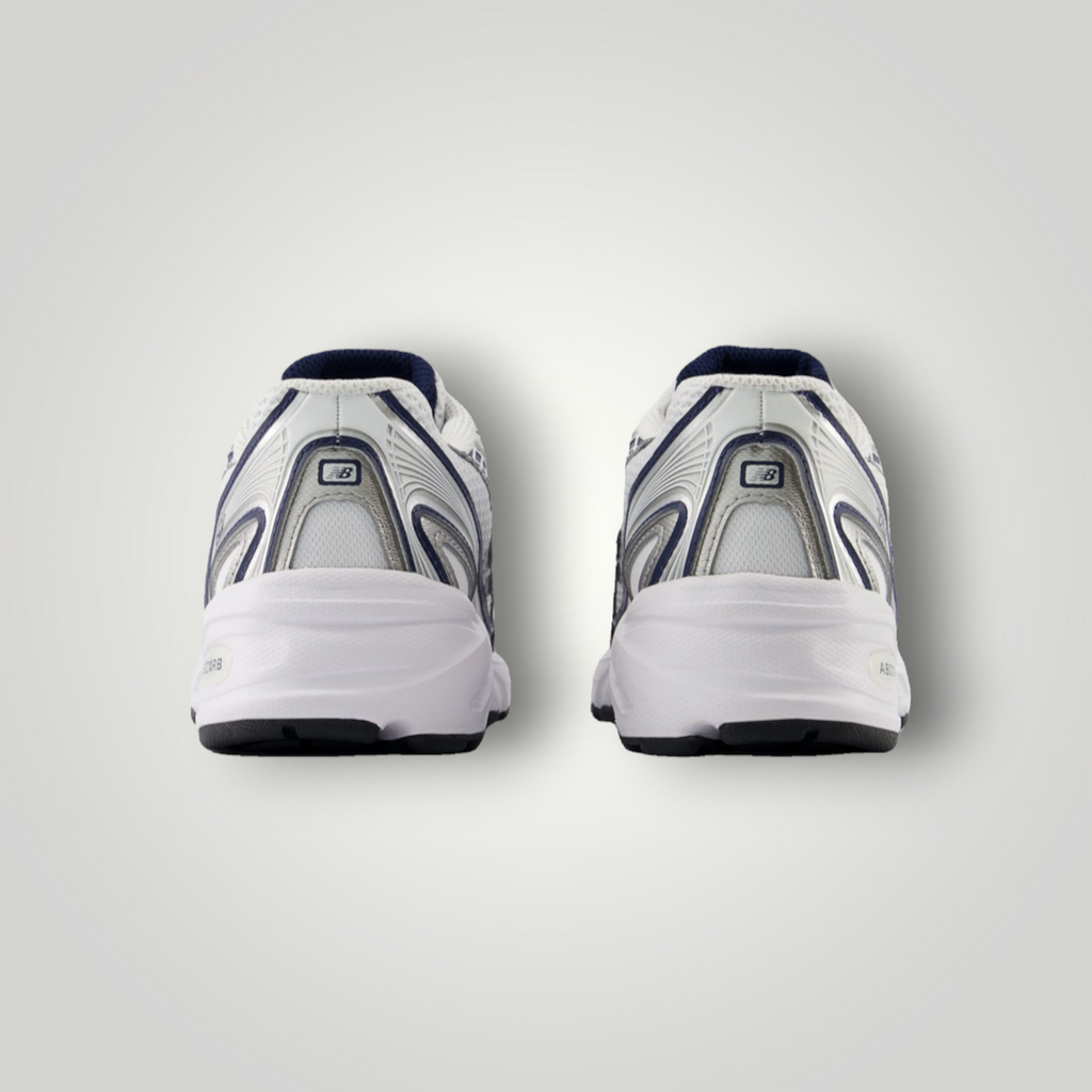 NDO Clothing New Balance 740 Unisex Sneaker in Navy und Weiß mit Mesh-Obermaterial, Rückansicht
