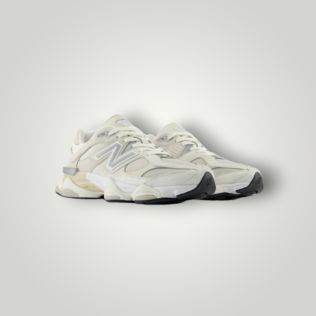 NDO Clothing New Balance U9060 Sneaker in Sea Salt aus Leder und Mesh mit markanter Sohle und Schnürung