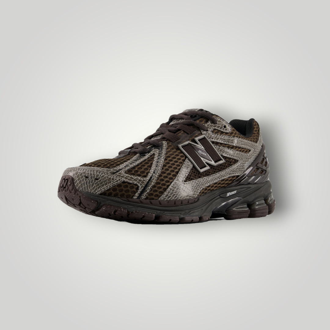 NDO Clothing New Balance U1906 Sneaker in Thunder Brown und Schwarz mit Mesh-Obermaterial und Schnürung