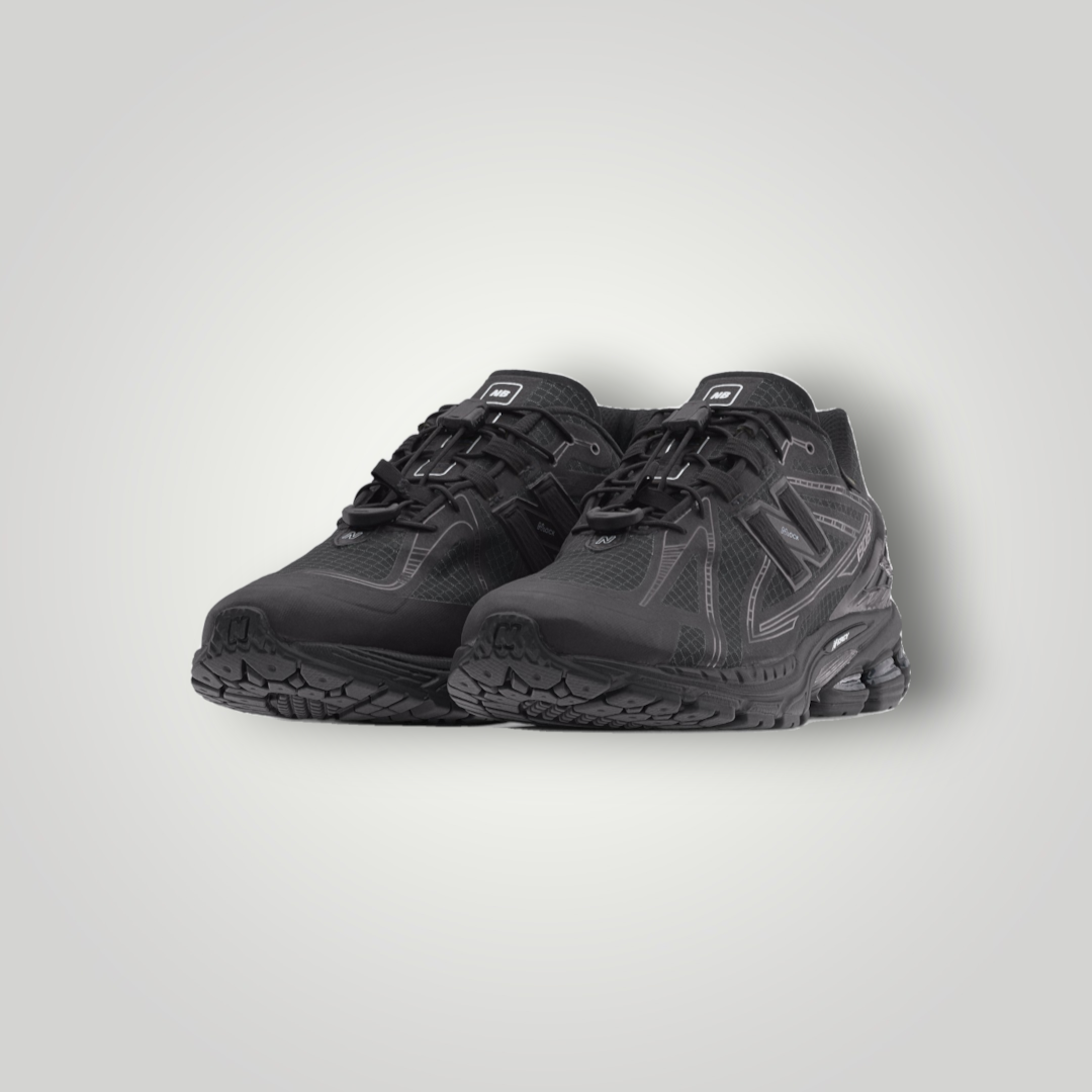 NDO Clothing New Balance U1906 Unisex Sneaker in Schwarz mit wasserdichter Gore-Tex Membran und Schnellschnürsystem