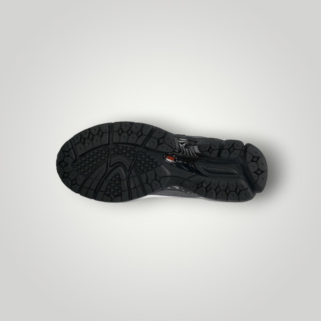 NDO Clothing New Balance U1906 Sneaker mit schwarzer, profilierter Gummilaufsohle und N-ERGY Dämpfungstechnologie