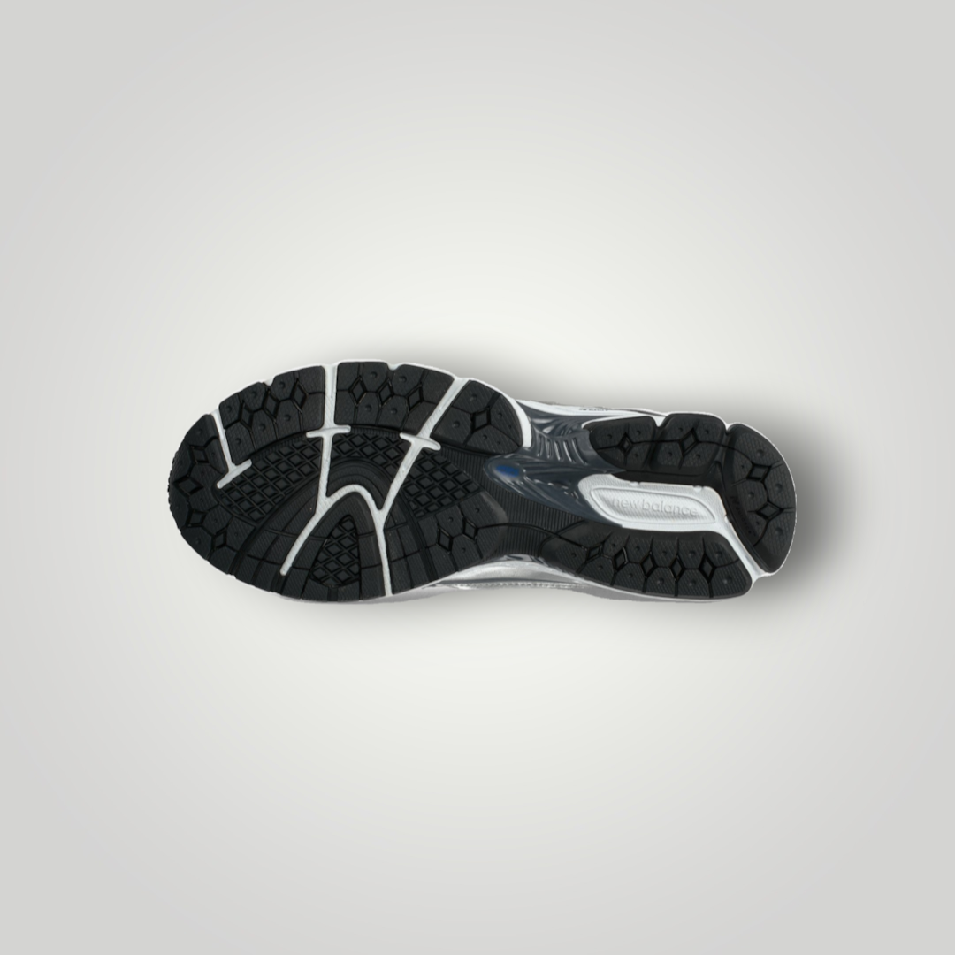 NDO Clothing New Balance U1906 Sneaker Sohle in Schwarz und Grau mit rutschfestem Gummiprofil und N-ERGY Dämpfung