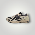 NDO Clothing New Balance U1906 Sneaker in Offwhite und Schwarz aus Mesh mit N-ERGY Sohle und Schnürung