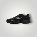 NDO Clothing New Balance U509 Sneaker in Schwarz aus Mesh und Leder mit Abzorb-Dämpfung und reflektierenden Details