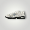 NDO Clothing New Balance U509 Sneaker in Reflection und Schwarz mit Mesh-Obermaterial und Abzorb-Dämpfung