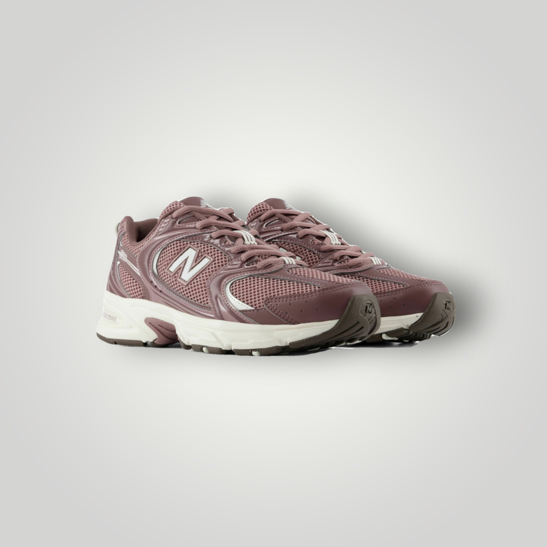 NDO Clothing New Balance U530 Sneaker in Fast Track Pebble mit Mesh-Obermaterial und bequemer Schnürung